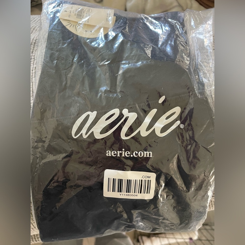 Aerie offline OG Black Leggings Size M short